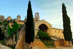 Endinsant us to Terra Alta (convent Horta Sant Salvador Santa Barbara)
