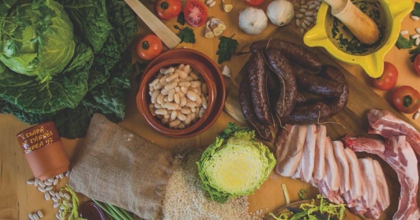 Day of the rice, cabbage and beans of the Village