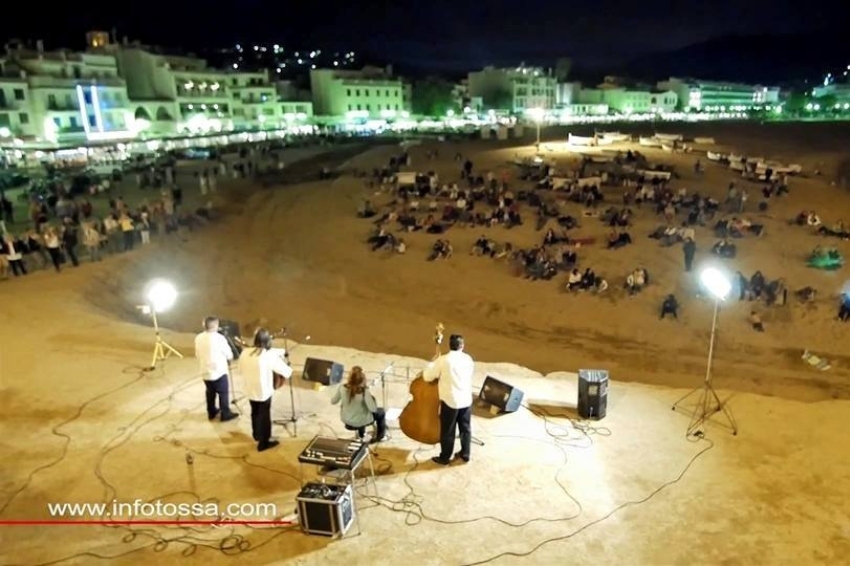 Cantada d'havaneres a Tossa de Mar