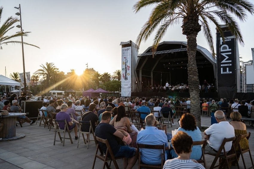 Festival International de Musique Populaire et Traditionnelle de Vilanova