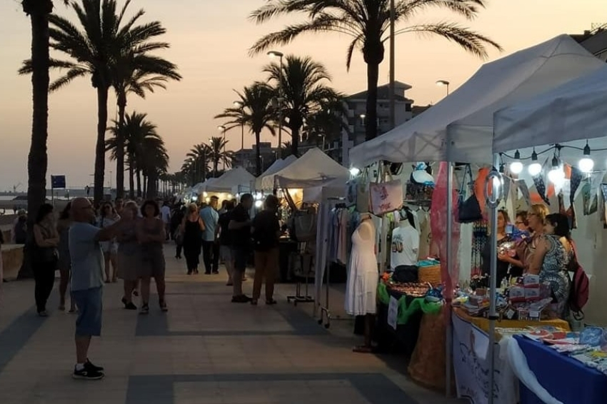 Fira dArtesania i Cirkifoc a Cunit