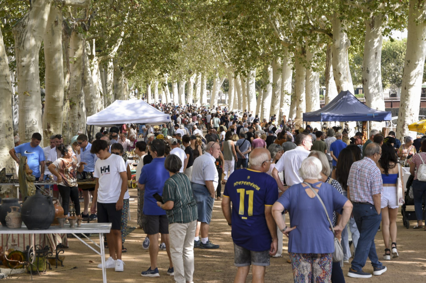Fira-Mercat de Brocanters, Col·leccionisme i Joguines a La Bisbal dEmpordà