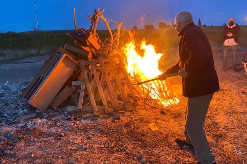 Focs de Sant Isidre a Prats de Lluçanès