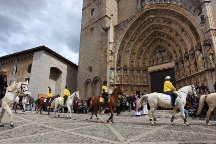 La Cavallada in Castelló d'Empúries