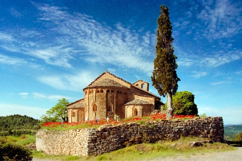 Salida del Románico en La Baronia de Rialb