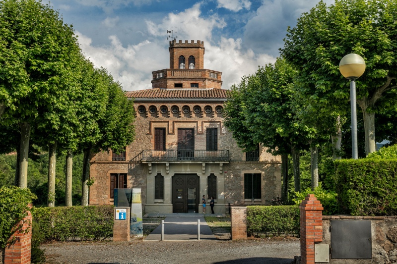 La Torre de l'amo de Viladomiu Nou (La Torre De L Amo De Viladomiu Nou)