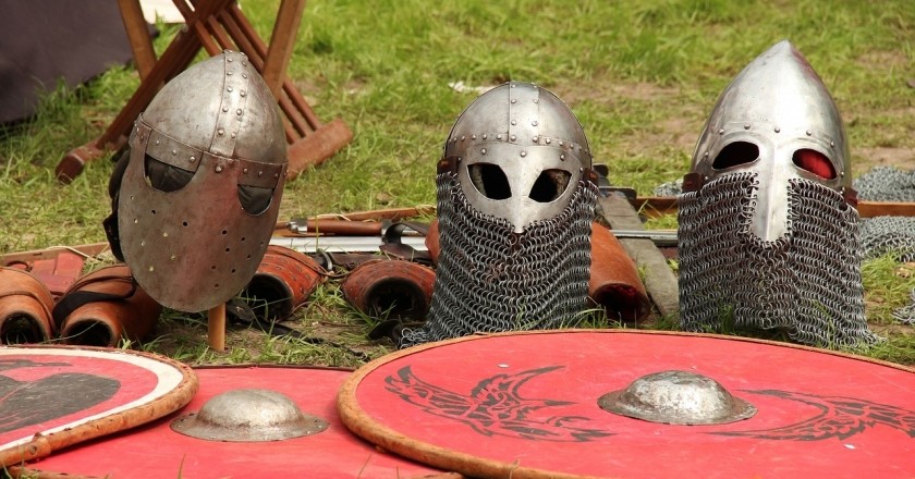 Travel to the past through medieval fairs