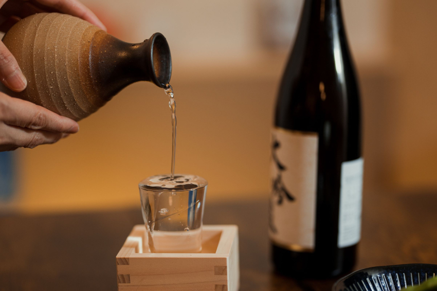 Discover the world of Japanese sake without leaving Catalonia.