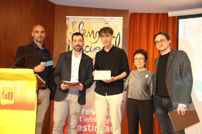 femturisme.cat wins the 2024 Llengua Nacional Award for our commitment to Catalan