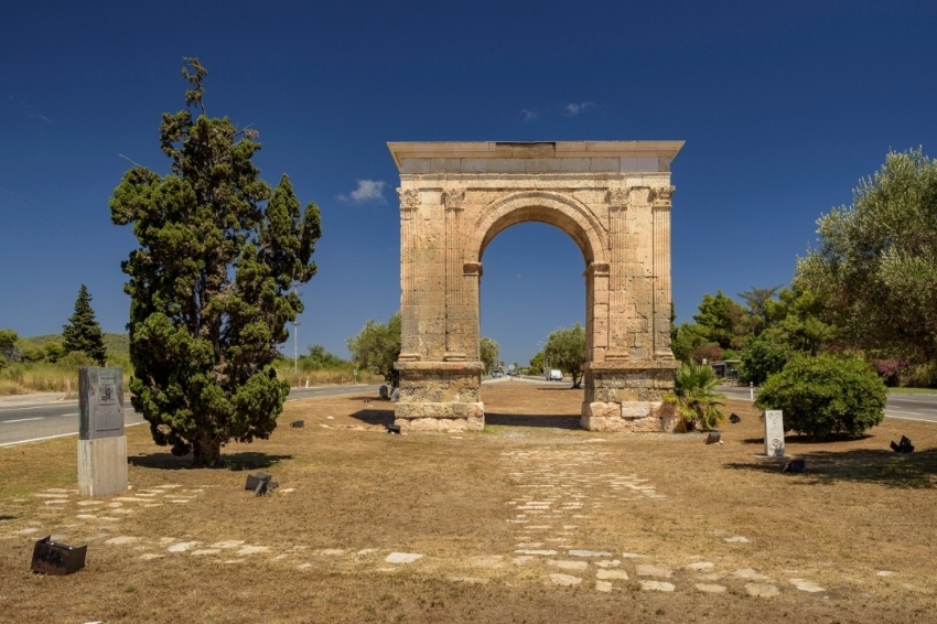 Visita lliure a l'Arc de Berà