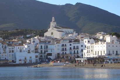 Cadaqués con Creuers Mare Nostrum