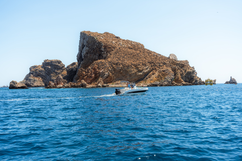 Lloguer d'Embarcacions a Motor a l'Estartit - Costa Brava