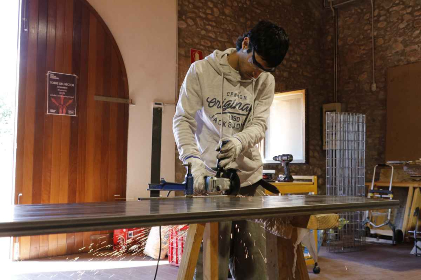 Fabril, Février de Mikel Adán à Santa Perpètua de Mogoda
