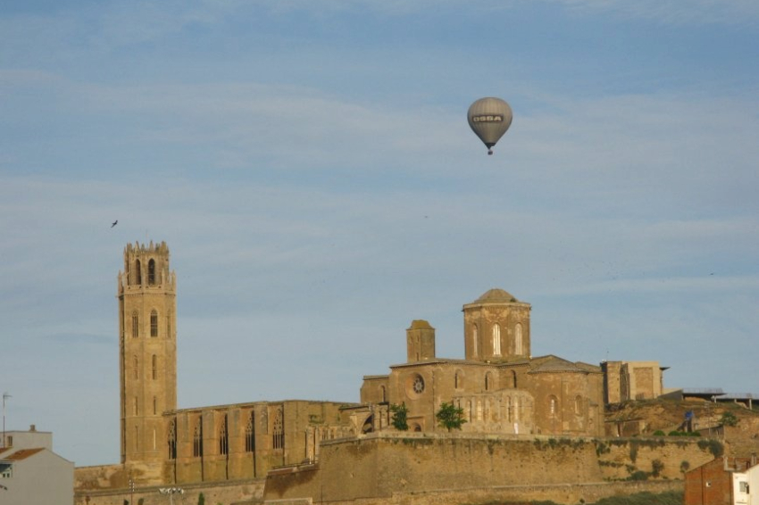 Experiencia Vuelo en Globo sobre Lleida, Globus Kon-Tiki