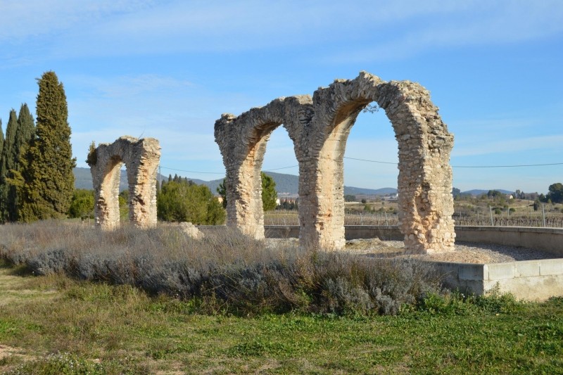 Sant Jaume dels Domenys (Aqueducte Roma)