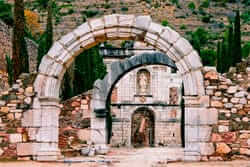 Runes d'Escaladei (Ruta del Vi del Priorat)