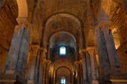 Nau central del Monestir de Sant Pere de Rodes