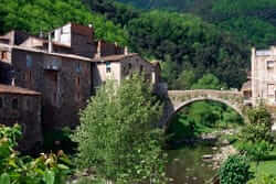 Des d\'Osor fins al Sant Miquel de les Formigues ( Pont Romanic)