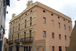 De ruta per Mont-Roig del Camp (Antiga Escola Mont Roig Del Camp)