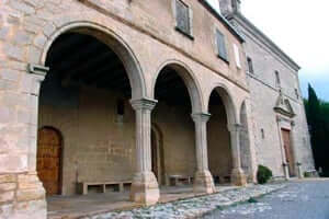 Le Sanctuaire de la Bovera (le cloître roman De La Bovera)