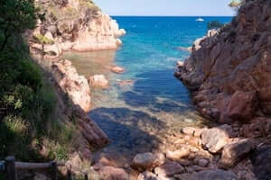 Calas y playas de Sant Feliu de Guíxols (Cala Almendro)