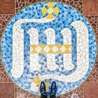 Barcelona, ​​?? mosaic tiling (Mosaics Barcelona La Sagrada Familia)