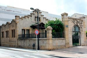 Route du modernisme à Reus (TB Dispensary Joan Rubio Reus)