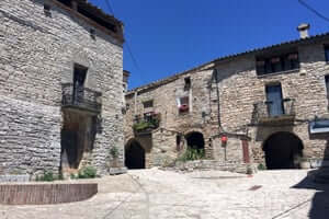 San Ramon Cervera, traversant le sud de Segarra (Montfalco Murallat Intérieur)