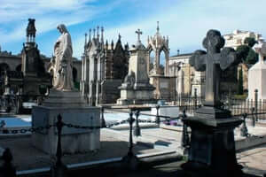 The cities of the dead, the most unique cemeteries of Catalonia (Barcelona Pueblo Nuevo Cemetery)