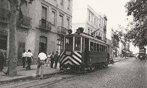 R165-tram-badalona