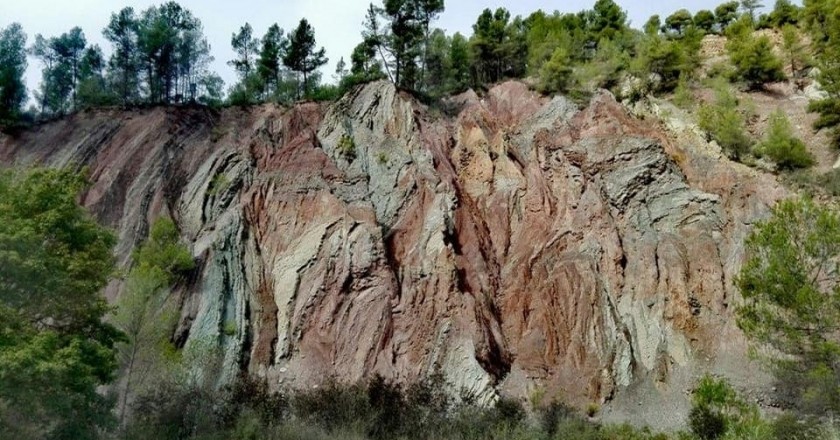 Geological itinerary through the Brai de Oló