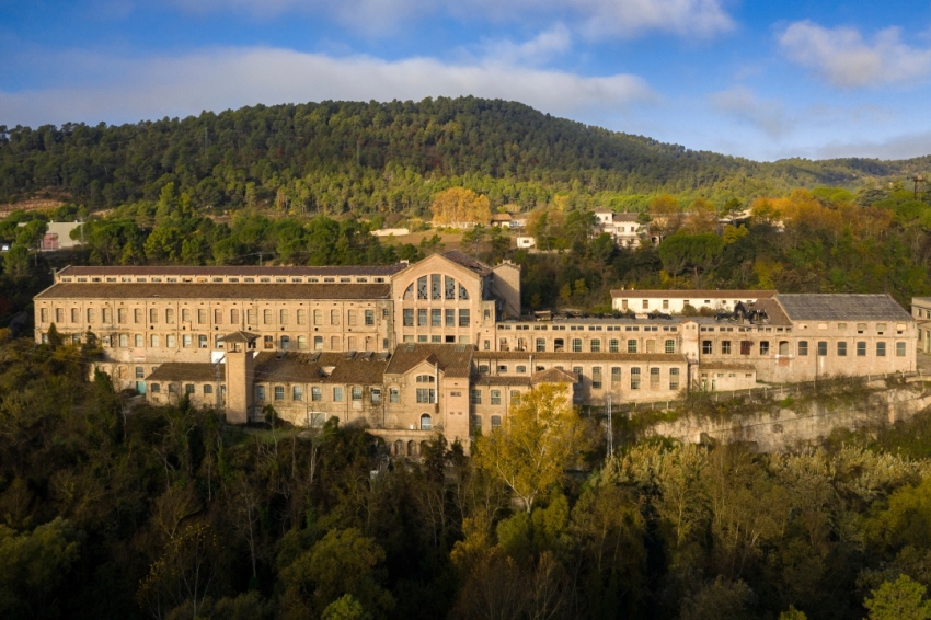 The Llobregat textile colonies by electric car, a world to discover