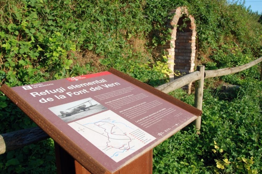 Tour of the Shelters of the Santa Eugènia de Berga Aerodrome