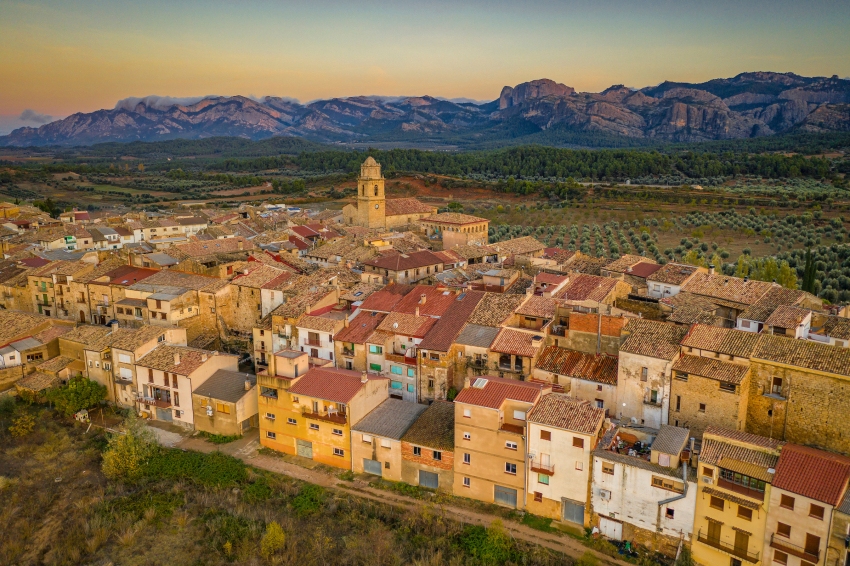 La ruta de las brujas de Arnes