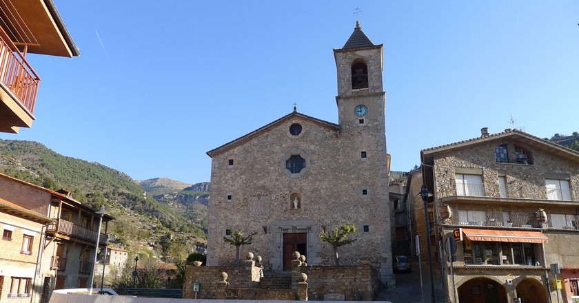 Itinéraire entre les anciennes paroisses de Gombrèn, Campdevànol et les Llosses