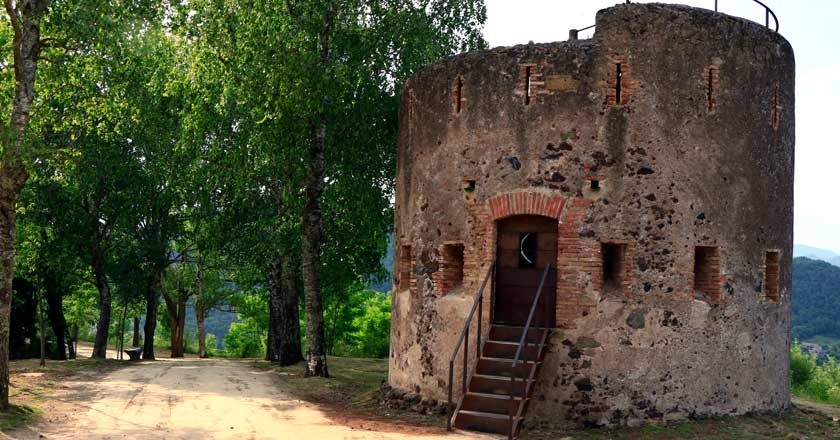 Route through the volcanoes of Olot