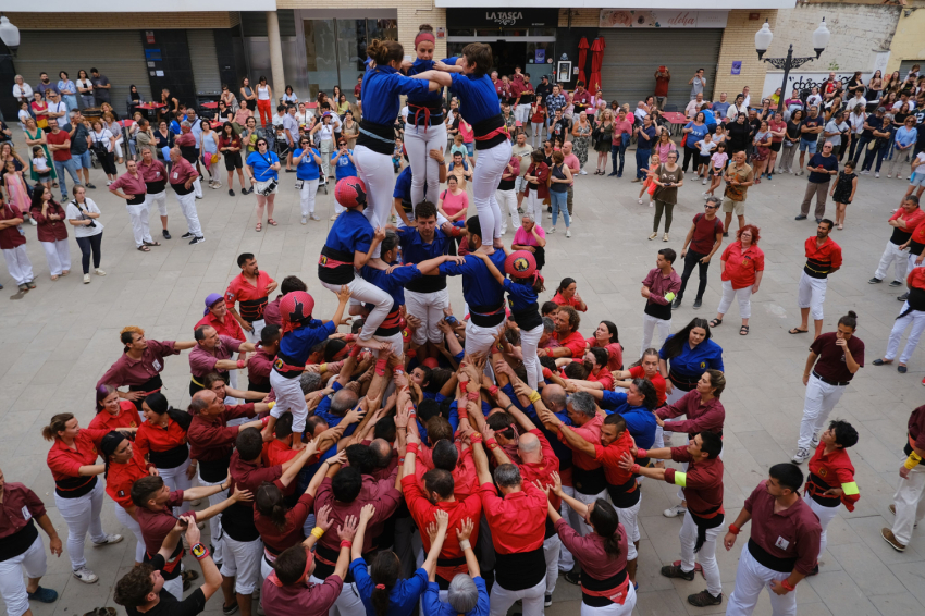 Fiestas de Santa Oliva en Olesa de Montserrat (Castellers)