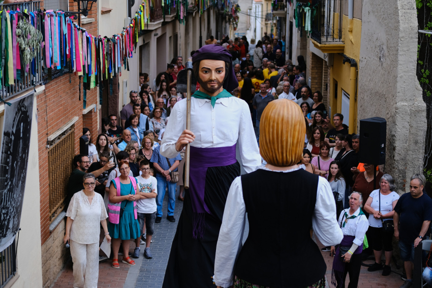 Fiestas de Santa Oliva en Olesa de Montserrat (Ofrena 1)
