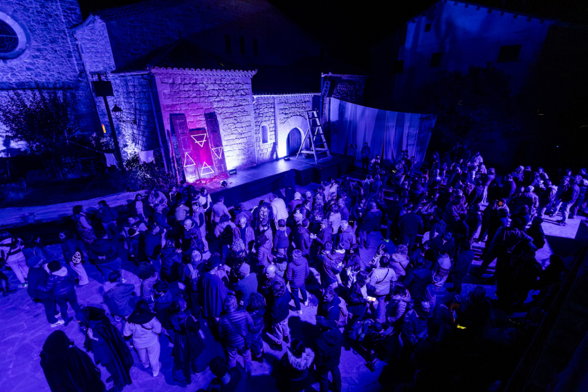 Fes-ta Bruixa (Fête des Sorcières) à Sant Feliu Sasserra (54115729902_bb7009f5ea_k)