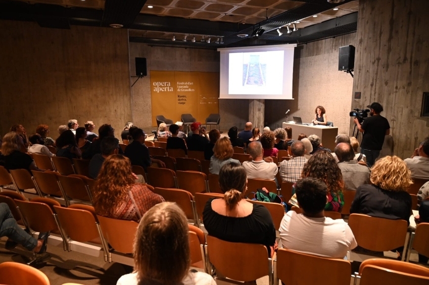 Opera Aperta. Festival de Arte y palabra de Granollers (Opera Aperta Festival D Art I Paraula De Granollers)