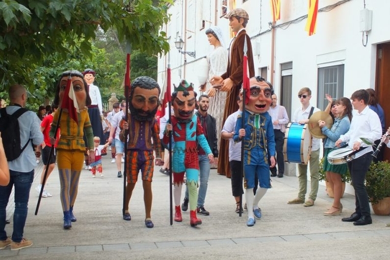 Fiesta Mayor en L'Ametlla de Merola (Passacarrers 860x530)