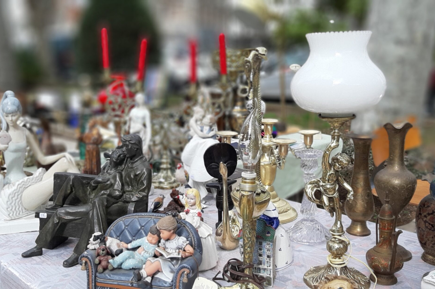 Mercado de antigüedades y Feria de artesanía en Igualada (20200126_125433 Scaled)