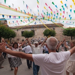 Aplec de la Sardana in Caldes de Malavella