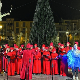 Llegada de la Polsim y encendido de las luces de Navidad de&#8230;