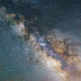 Ciencia al aire libre, observando el universo invisible en Saldes