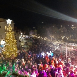 Switching on Christmas lights in Canyelles