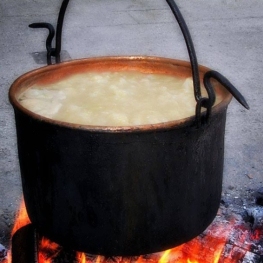 Escudella de Carnestoltes a Queralbs