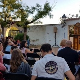 Muestra de espectáculos en la calle en Olivella