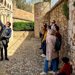 Guided tour: La Peralada Medieval