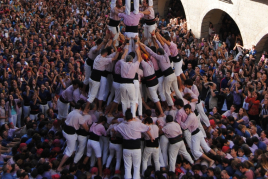 Diada castellera de Sant Narcís en Girona